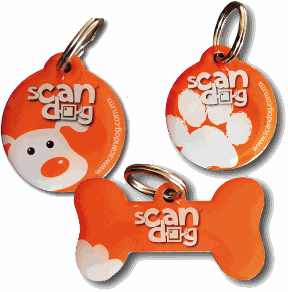 Tres placas Scandog: redonda naranja con carita de perro, redonda con huella y en forma de hueso